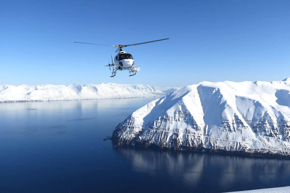 helicopter-fjord